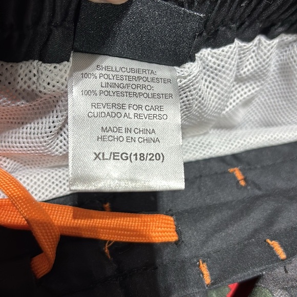 Laguna UPF 50 Sun protection DIGI camo swim trunks lined, quick dry,back pocket - Picture 8 of 10